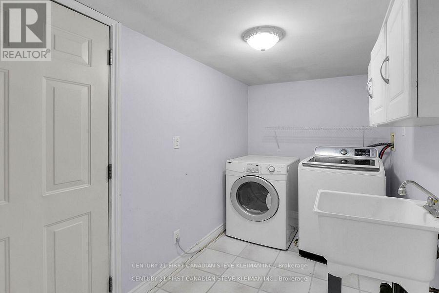 22 Queenston Crescent, London East, Ontario  N5W 1N6 - Photo 14 - X12261408