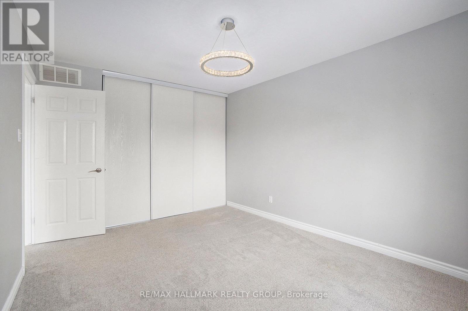 314 Stoneway Drive, Ottawa, Ontario  K2G 6G9 - Photo 20 - X12261386