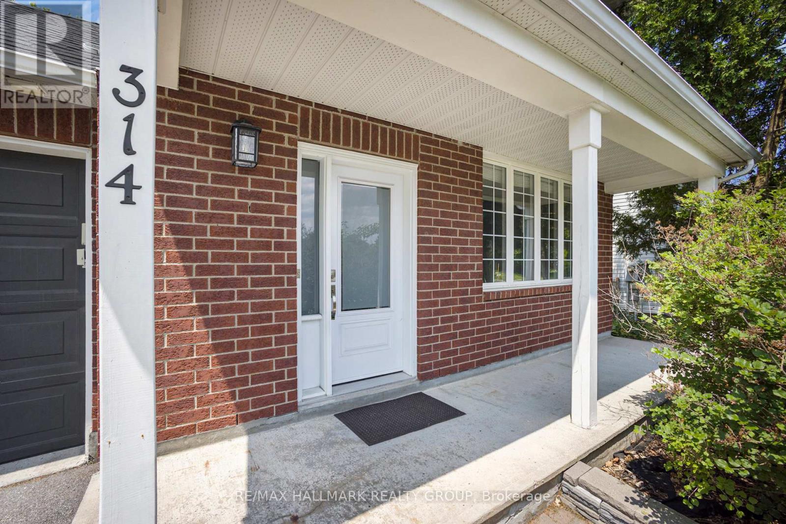 Property at 314 STONEWAY DRIVE image 4