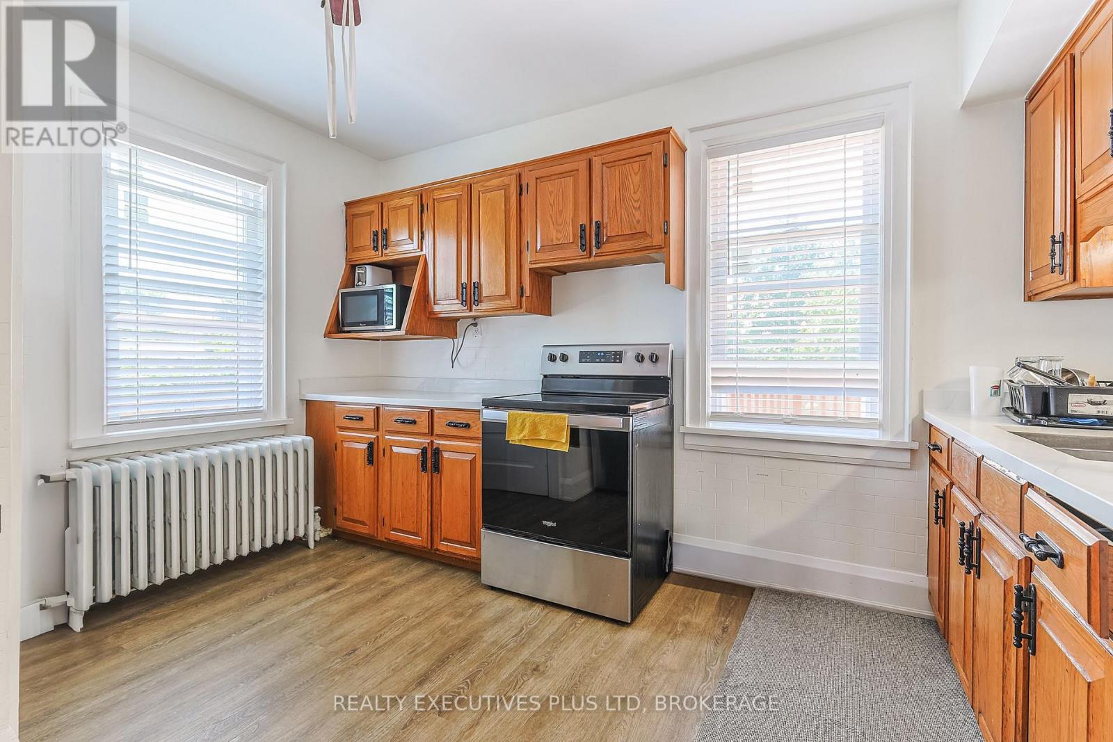 5352 Stamford Street, Niagara Falls, Ontario  L2E 1N3 - Photo 14 - X12261384