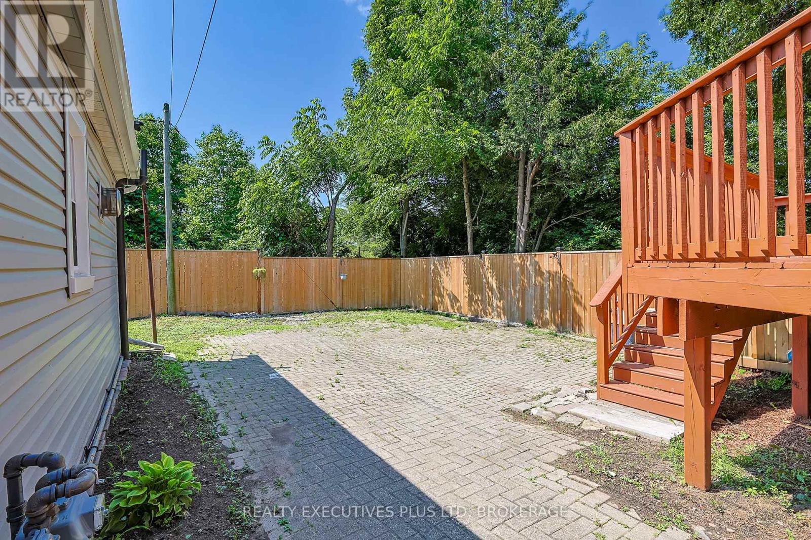 5352 Stamford Street, Niagara Falls, Ontario  L2E 1N3 - Photo 25 - X12261384