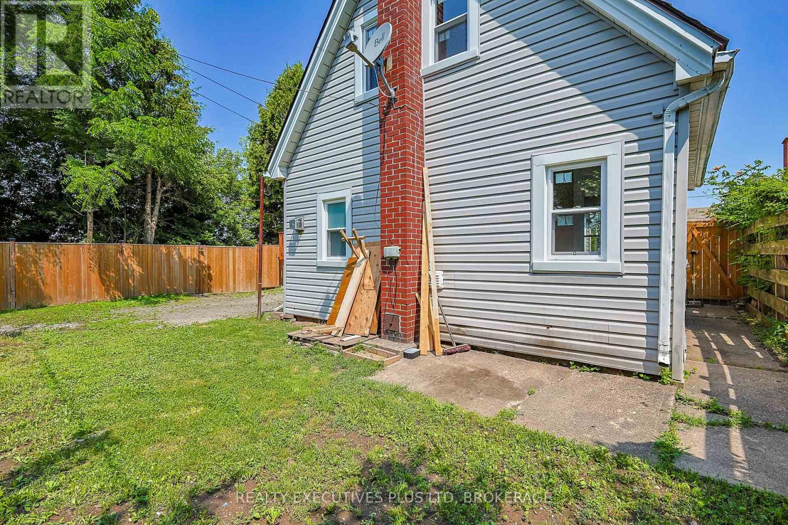 5352 Stamford Street, Niagara Falls, Ontario  L2E 1N3 - Photo 43 - X12261384
