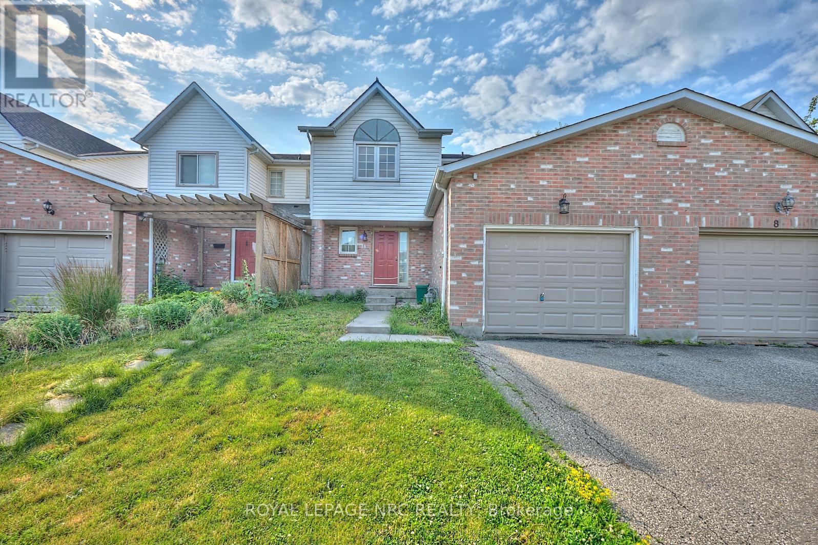 Property at 14 BUSS COURT image 2