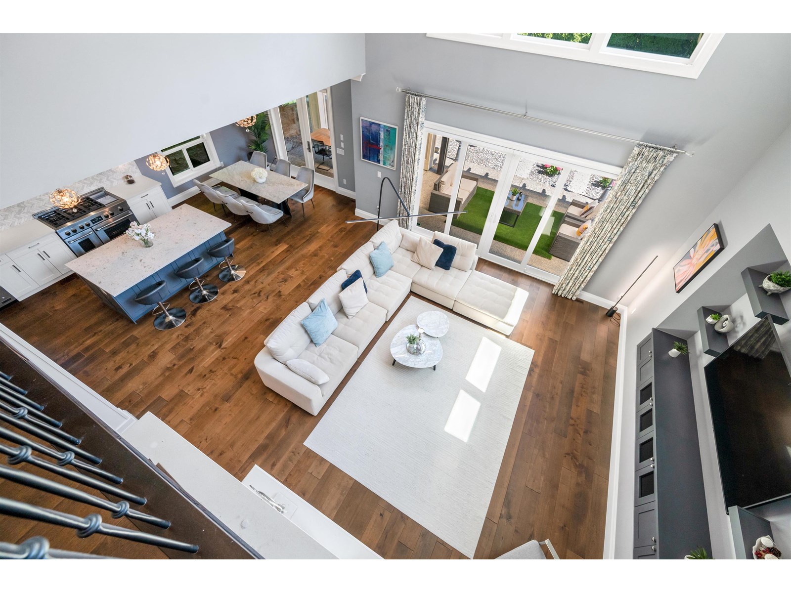 Property at 3088 144 STREET image 3