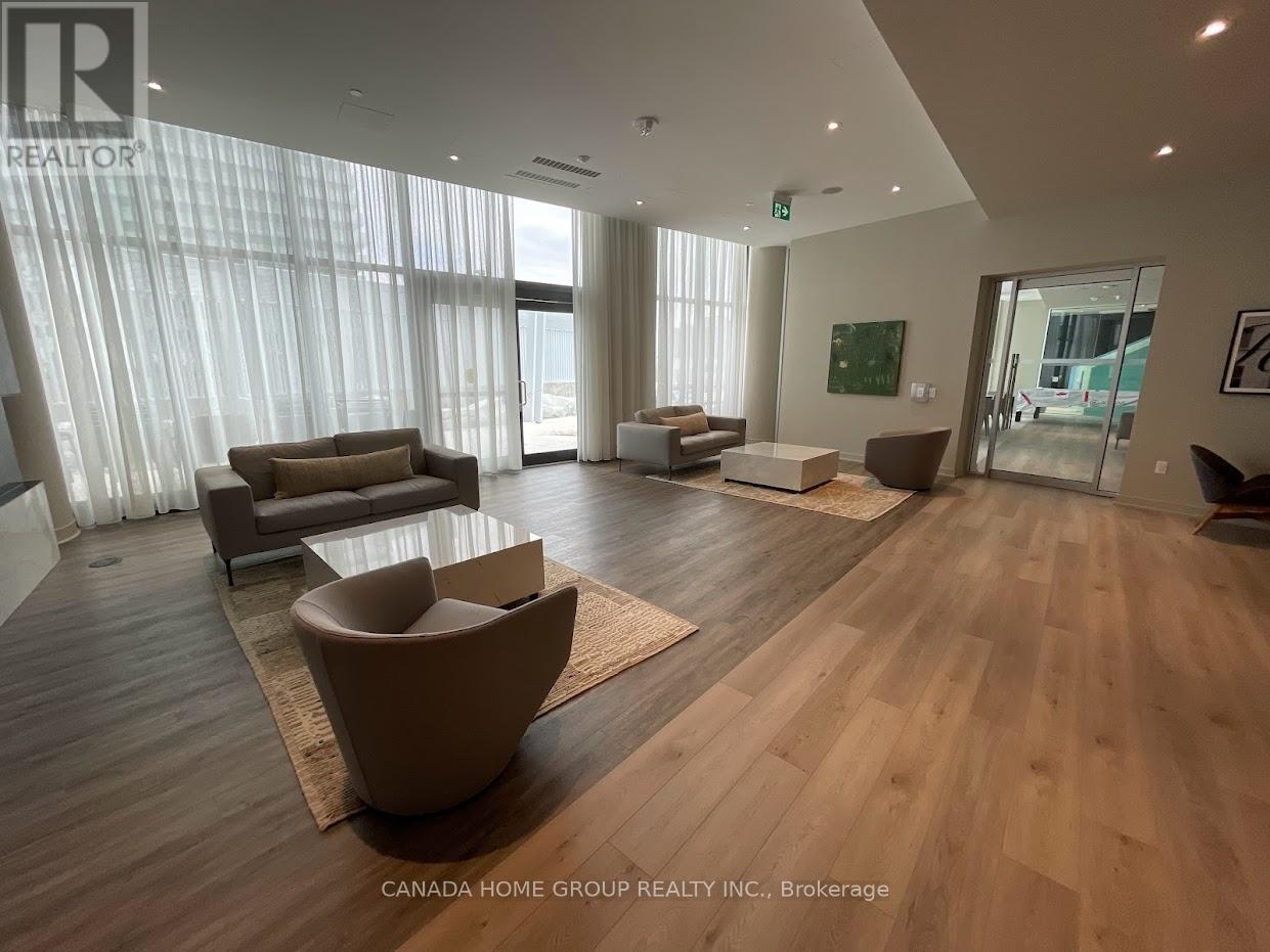 5905 - 3900 Confederation Parkway, Mississauga, Ontario  L5B 0M3 - Photo 10 - W12261413