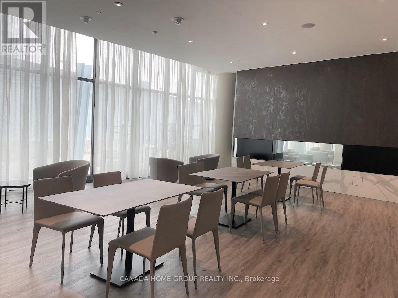 5905 - 3900 Confederation Parkway, Mississauga, Ontario  L5B 0M3 - Photo 4 - W12261413