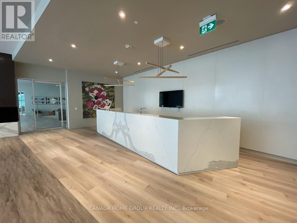 5905 - 3900 Confederation Parkway, Mississauga, Ontario  L5B 0M3 - Photo 8 - W12261413