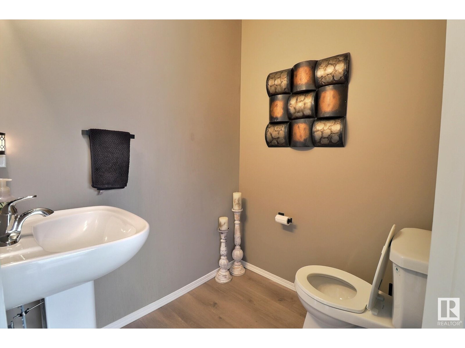Property at #36 287 MACEWAN RD SW image 3