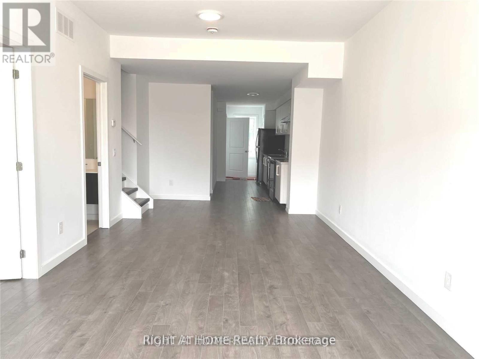 Property at 400 ALBERTA STREET image 3