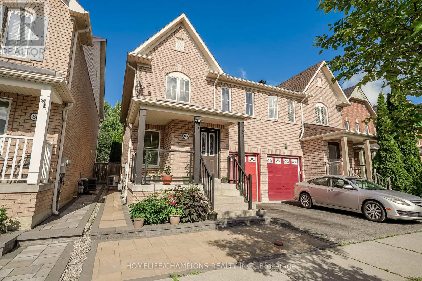 Property at 86 CARPENDALE CRESCENT E image 3