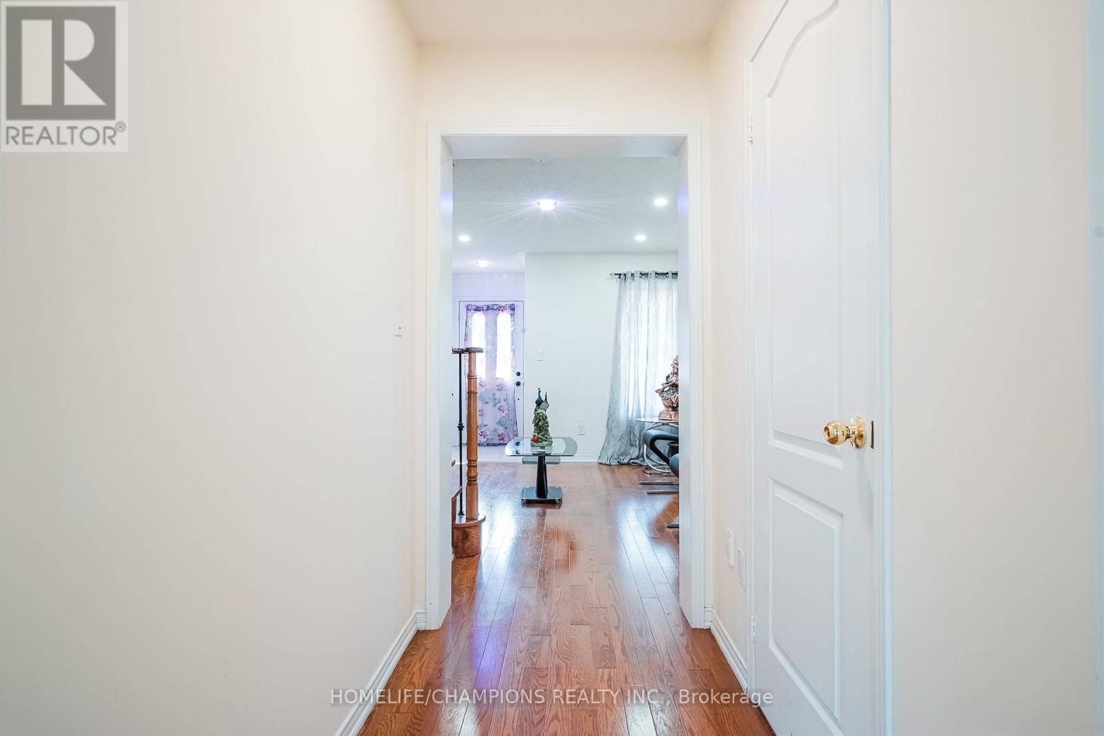86 Carpendale Crescent E, Ajax, Ontario  L1Z 2B3 - Photo 8 - E12261440