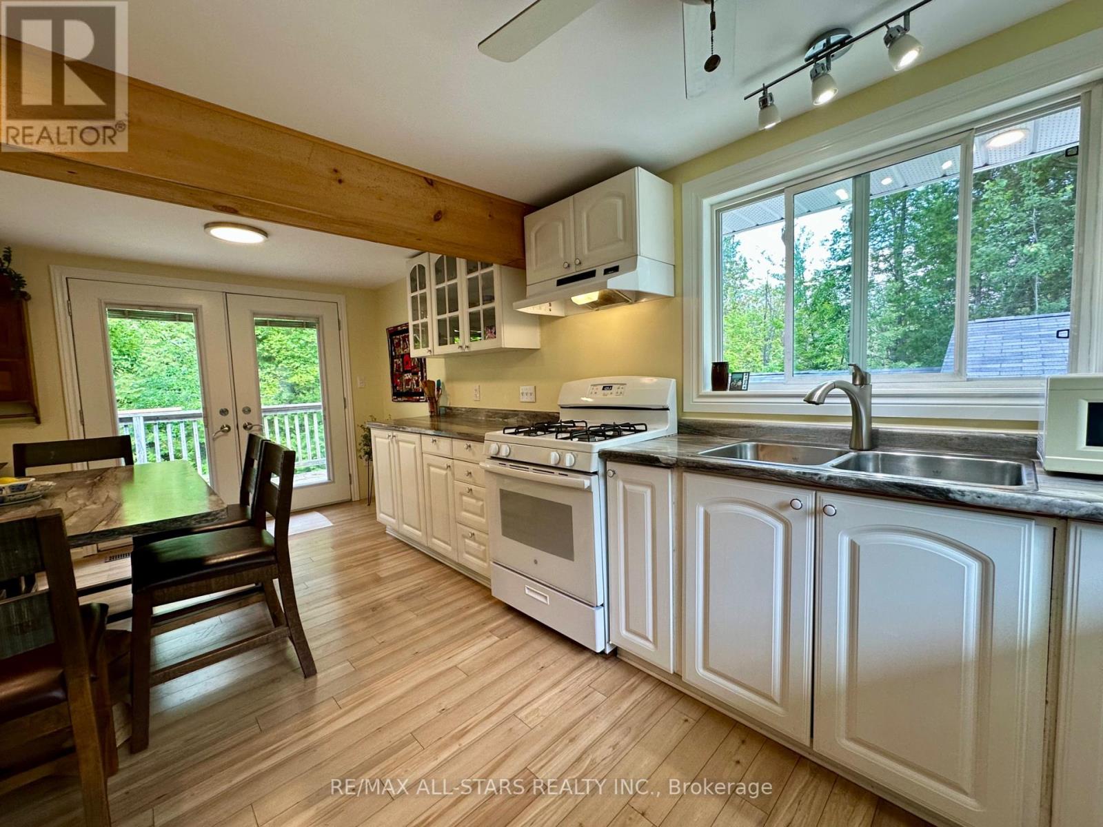 1104 Galway Road, Trent Lakes, Ontario  K0M 2A0 - Photo 11 - X12261469
