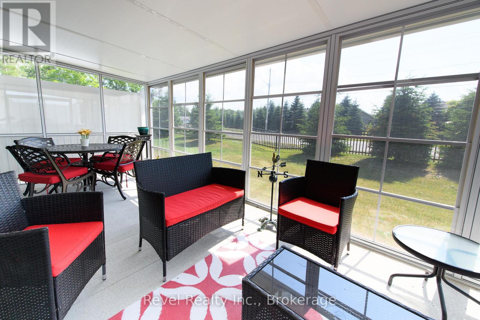 Property at 22 IVY CRESCENT image 2