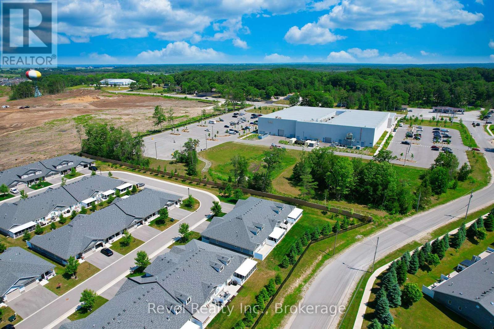 22 Ivy Crescent, Wasaga Beach, Ontario  L9Z 0H8 - Photo 22 - S12261504