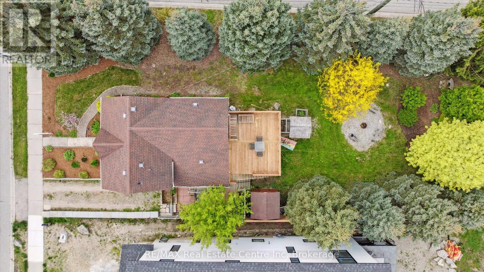 14 Riverside Drive W, Woolwich, Ontario  N3B 1R1 - Photo 10 - X12261500