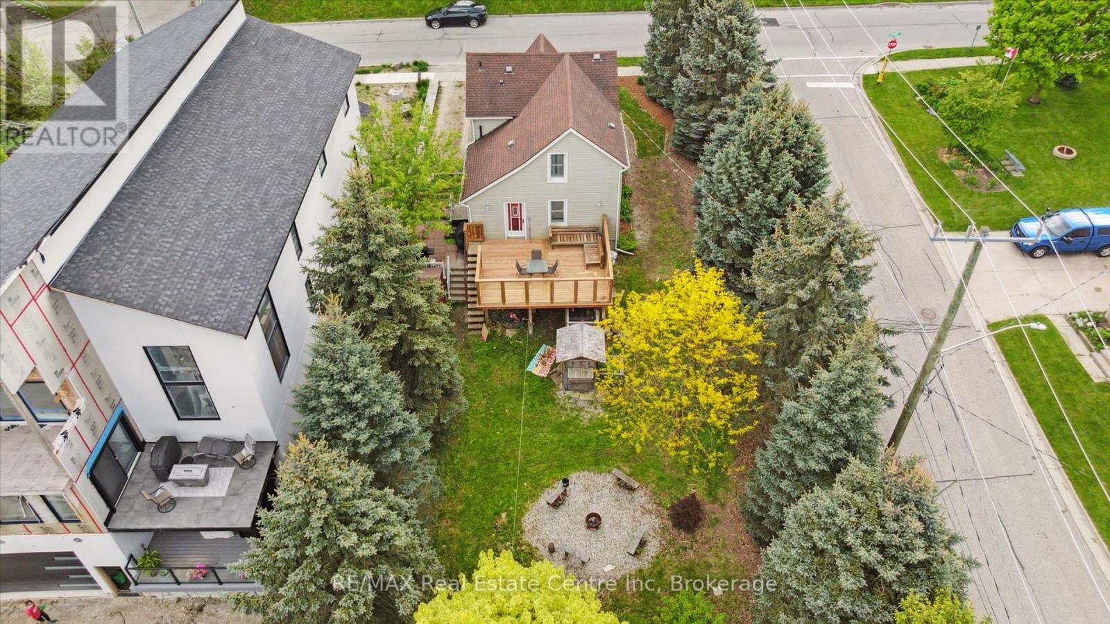 14 Riverside Drive W, Woolwich, Ontario  N3B 1R1 - Photo 11 - X12261500