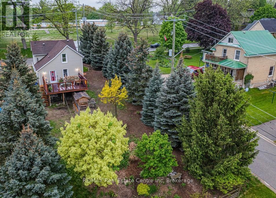 Property at 14 RIVERSIDE DRIVE W image 2