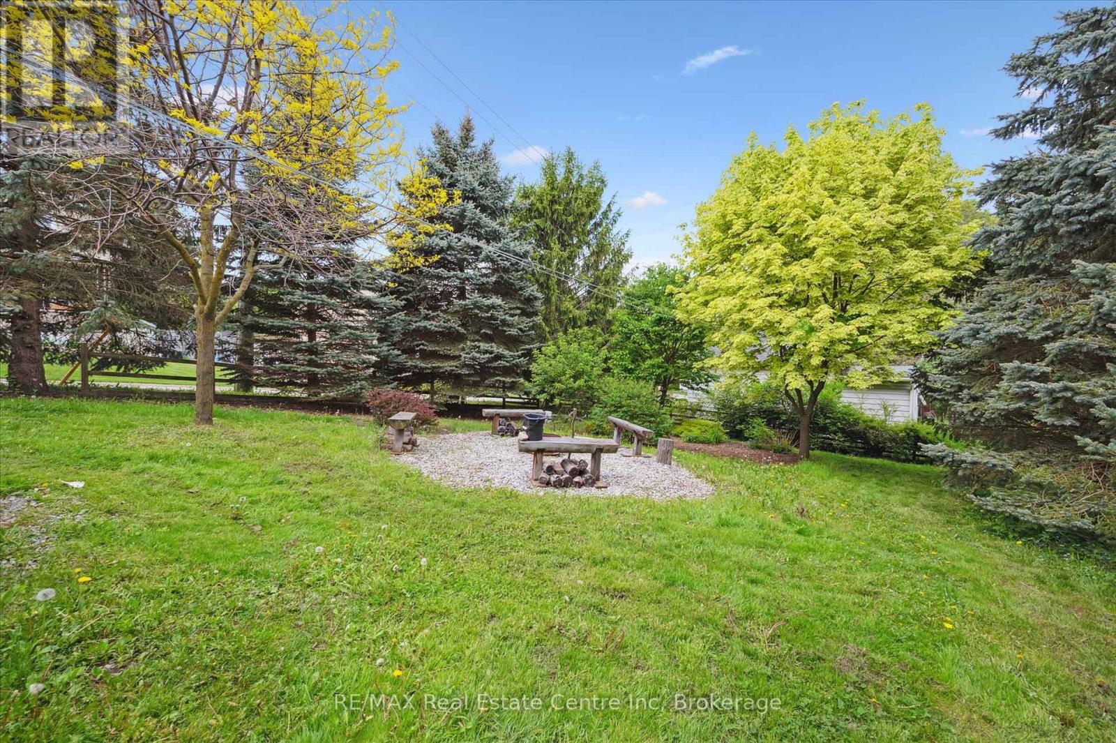 14 Riverside Drive W, Woolwich, Ontario  N3B 1R1 - Photo 7 - X12261500