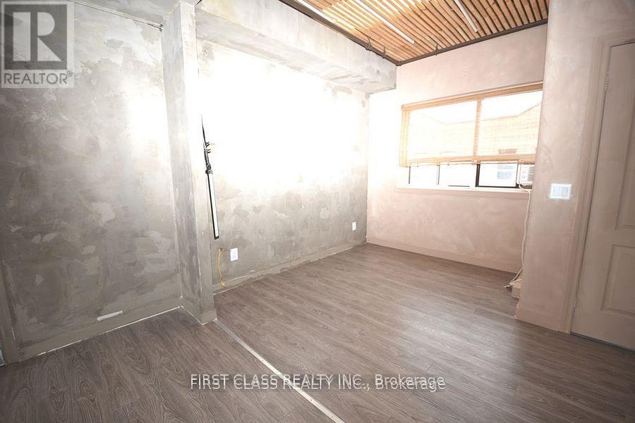 201 - 3 Carlaw Avenue, Toronto, Ontario  M4M 2R6 - Photo 14 - E12261460