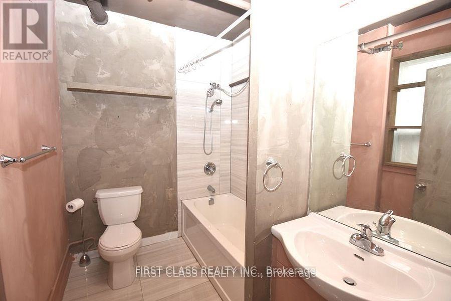 201 - 3 Carlaw Avenue, Toronto, Ontario  M4M 2R6 - Photo 6 - E12261460