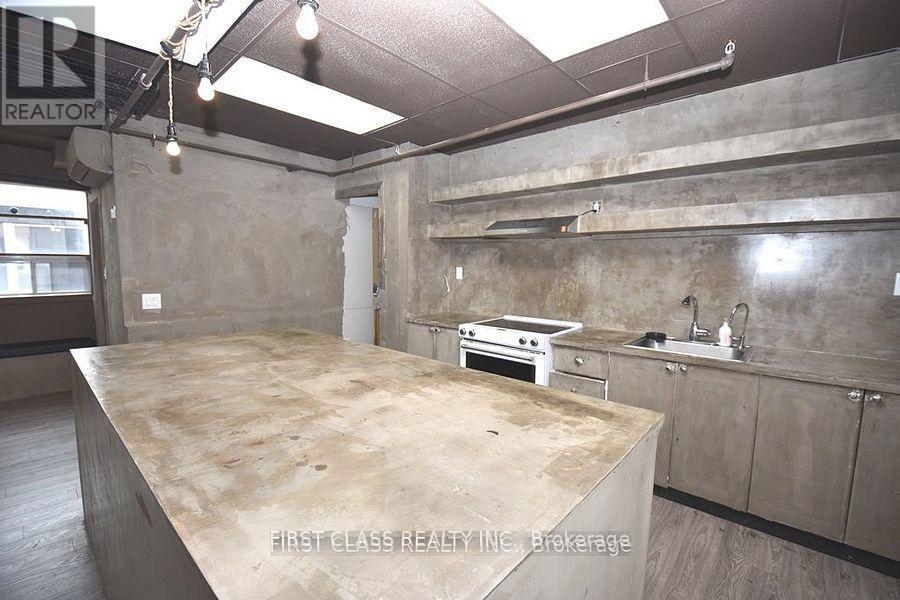 201 - 3 Carlaw Avenue, Toronto, Ontario  M4M 2R6 - Photo 7 - E12261460