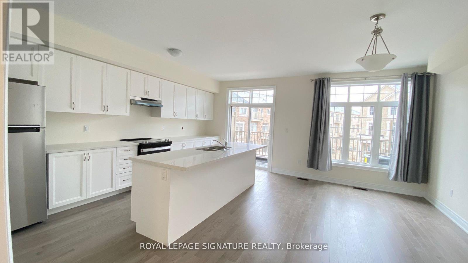303 Kirkham Drive, Markham, Ontario  L3S 0E9 - Photo 10 - N12261488