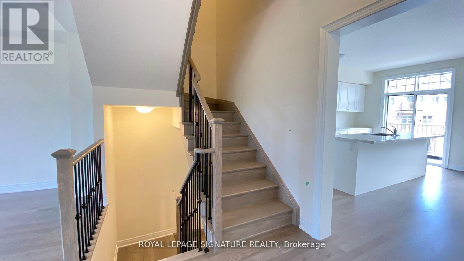 303 Kirkham Drive, Markham, Ontario  L3S 0E9 - Photo 15 - N12261488