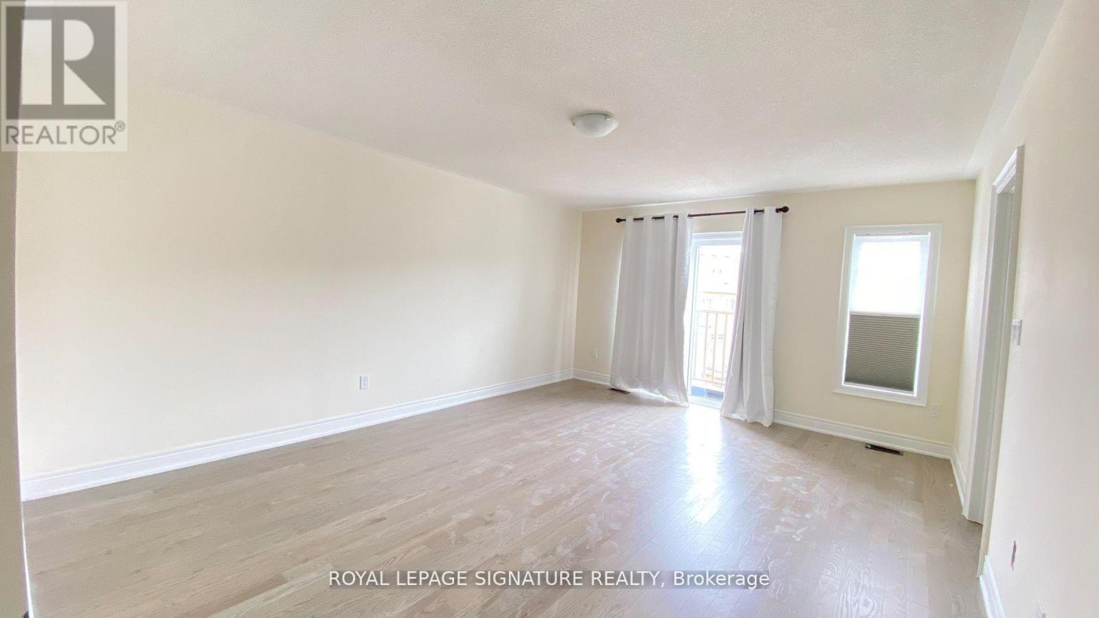 303 Kirkham Drive, Markham, Ontario  L3S 0E9 - Photo 18 - N12261488