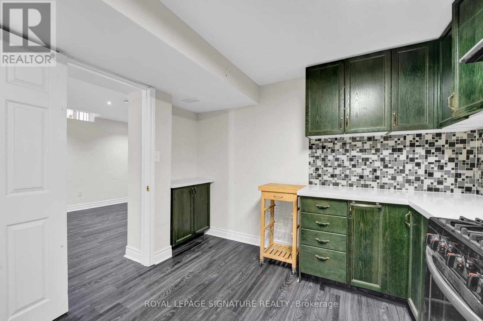 4502 Violet Road, Mississauga, Ontario  L5V 1J9 - Photo 15 - W12261520
