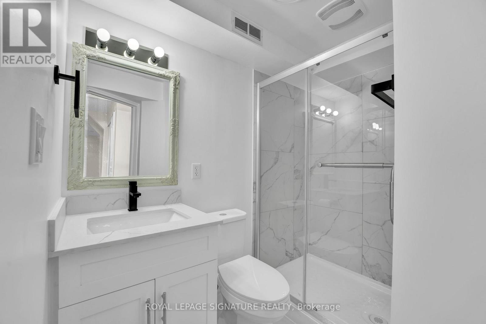4502 Violet Road, Mississauga, Ontario  L5V 1J9 - Photo 20 - W12261520