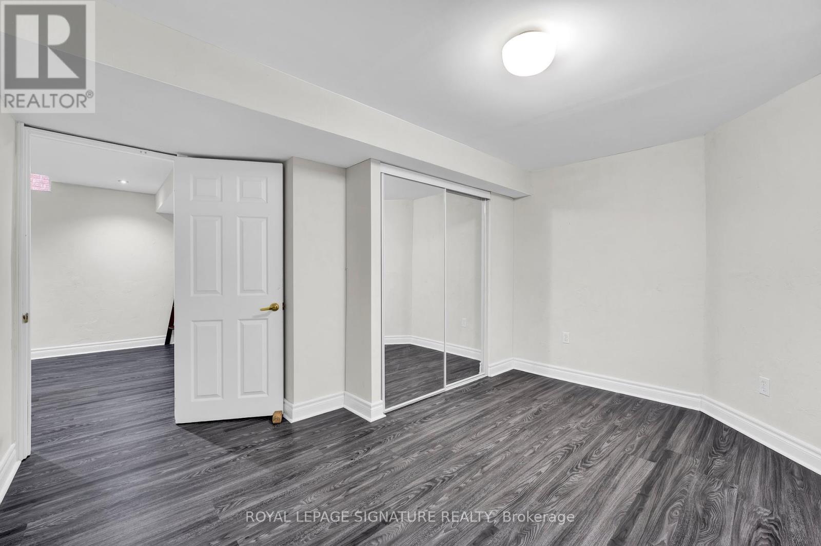 4502 Violet Road, Mississauga, Ontario  L5V 1J9 - Photo 9 - W12261520