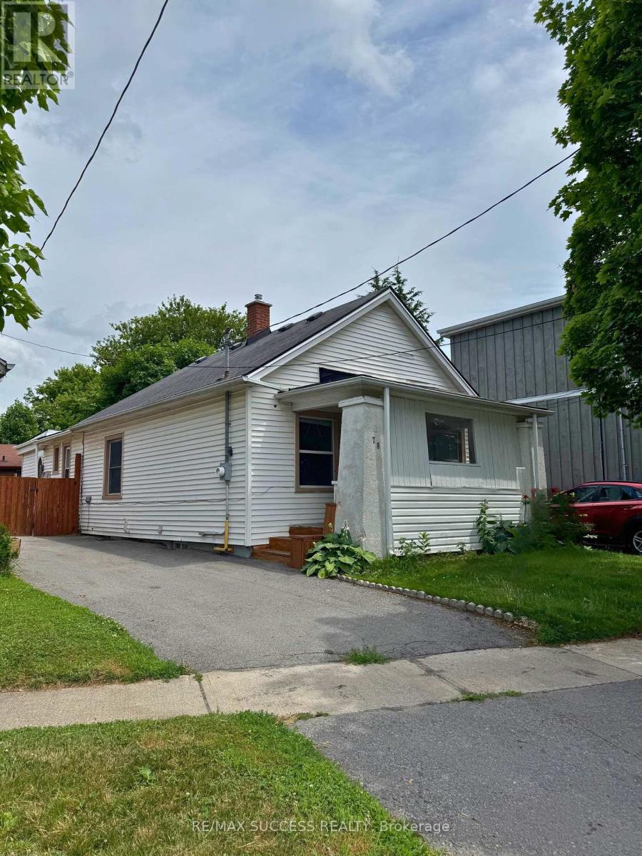 78 Currie Street, St. Catharines, Ontario  L2M 5N1 - Photo 2 - X12261511