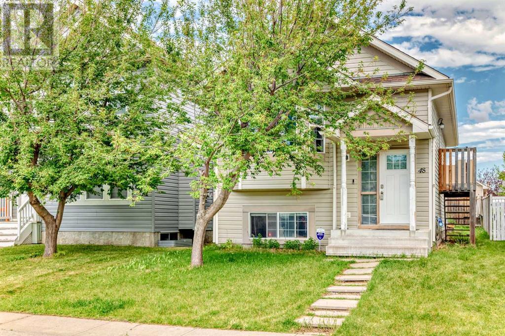 Property at 48 Bridleridge Road SW image 1