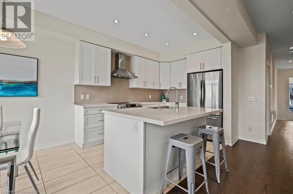 Property at 153 BROADACRE Drive image 5