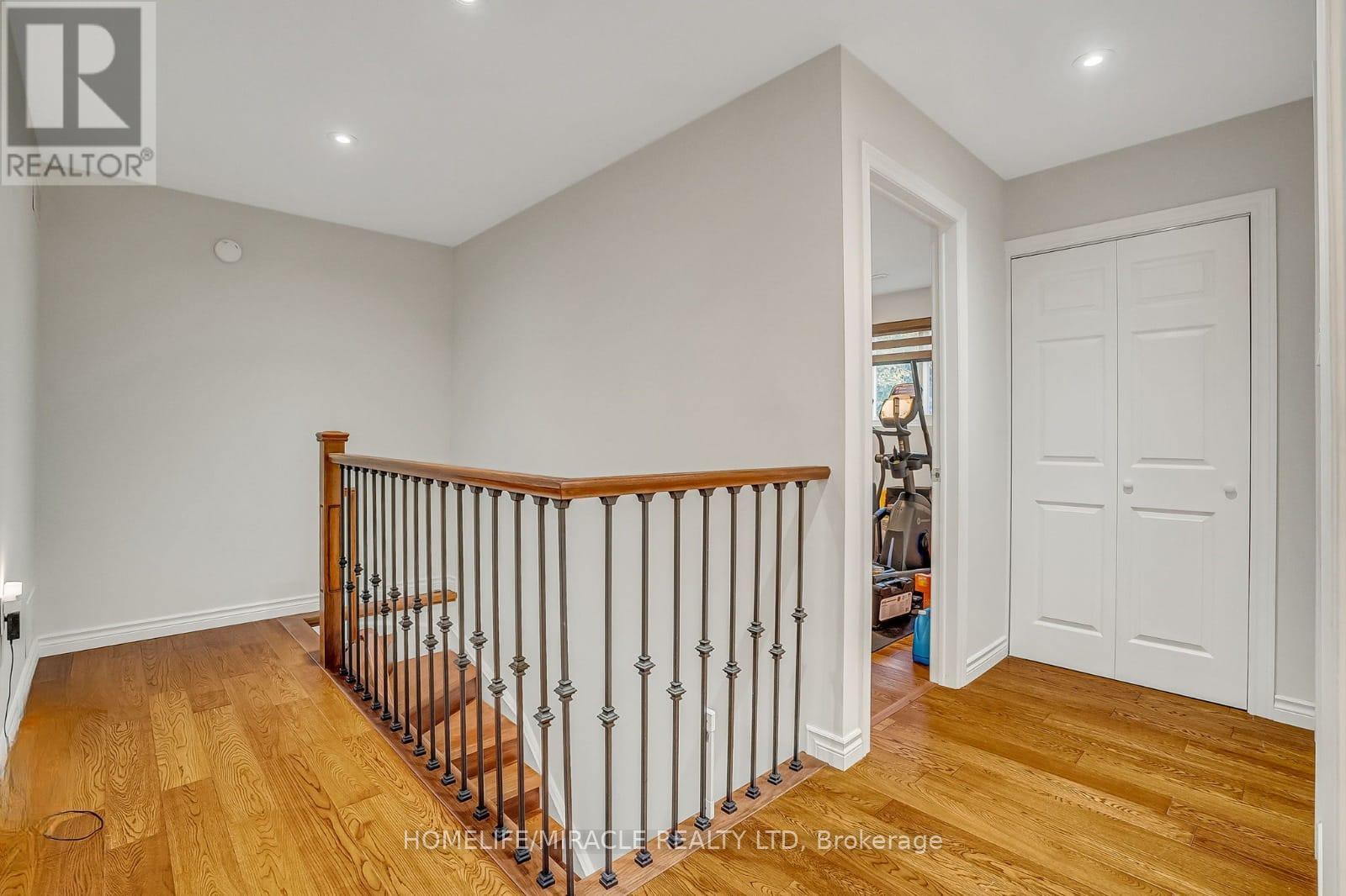102 Micmac Crescent, Toronto (Pleasant View), Ontario  M2H 2K2 - Photo 14 - C12261538