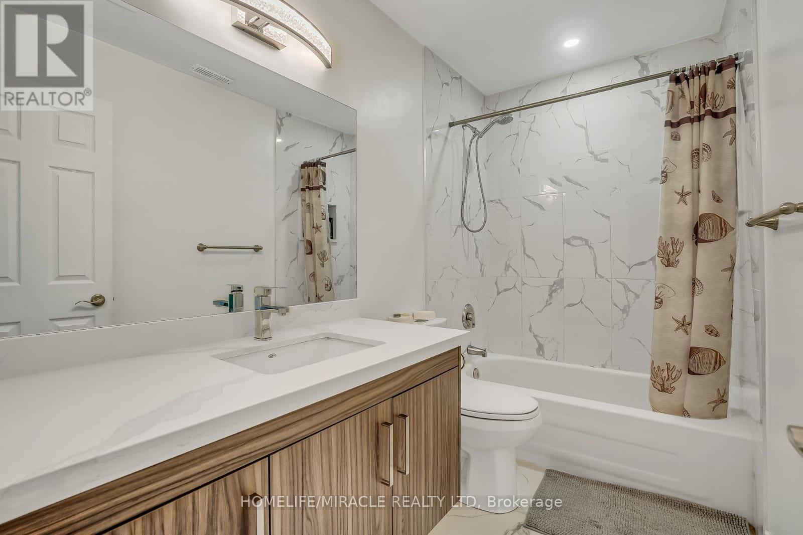 102 Micmac Crescent, Toronto (Pleasant View), Ontario  M2H 2K2 - Photo 6 - C12261538