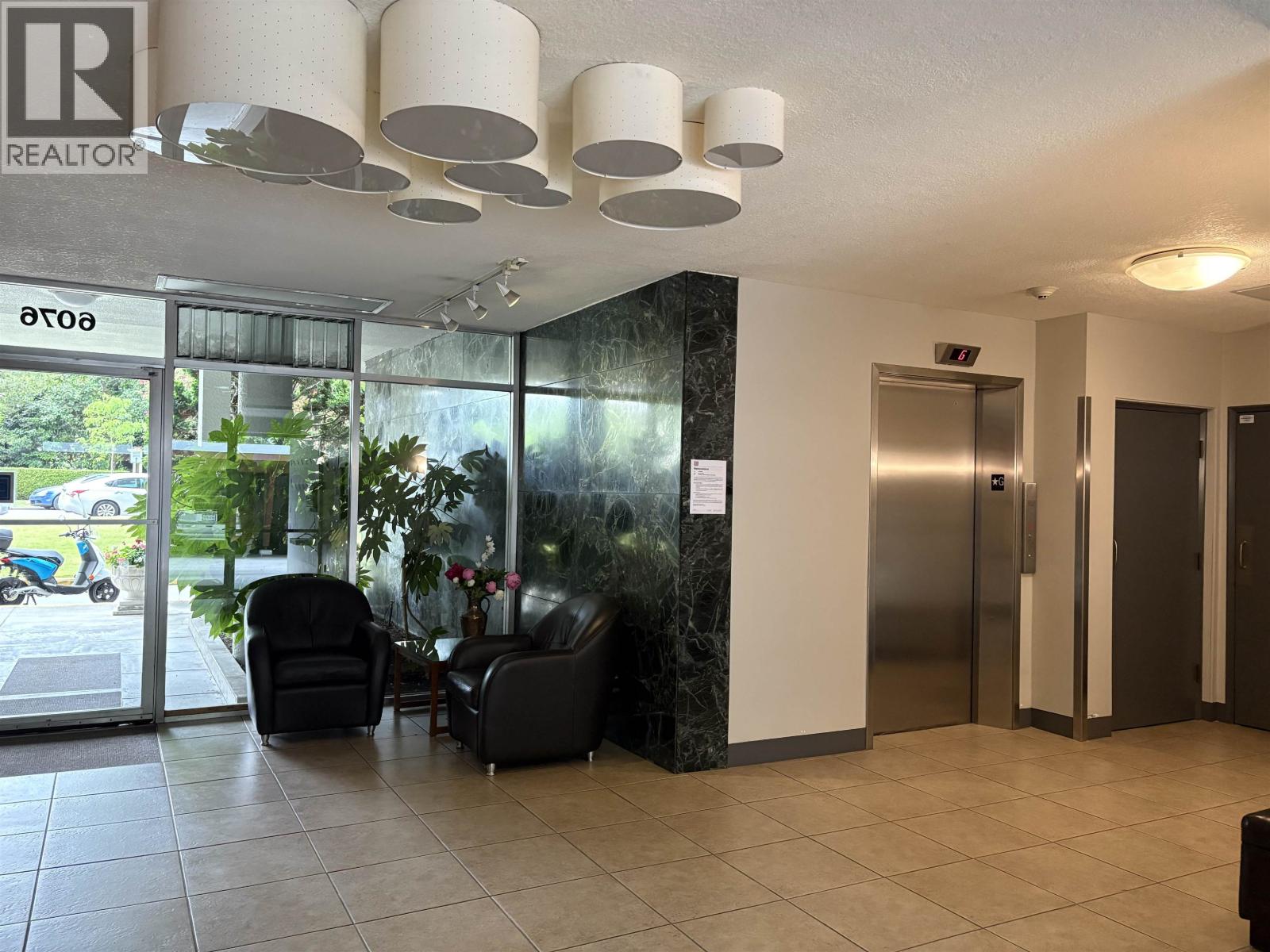 305 6076 Tisdall Street, Vancouver, British Columbia  V5Z 3N2 - Photo 4 - R3018273