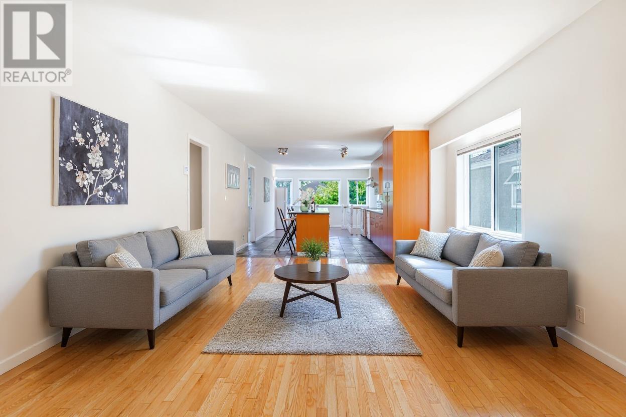 866 W 59th Avenue, Vancouver, British Columbia  V6P 1X7 - Photo 3 - R3022875