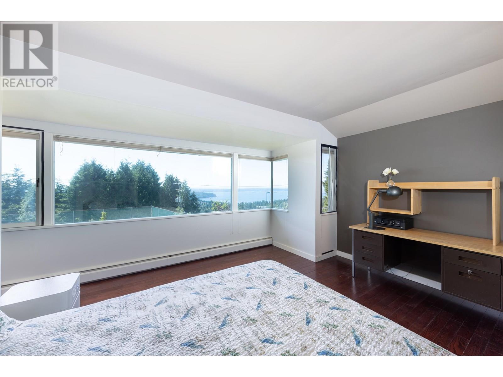 1028 Eyremount Drive, West Vancouver, British Columbia  V7S 2B3 - Photo 17 - R3022102