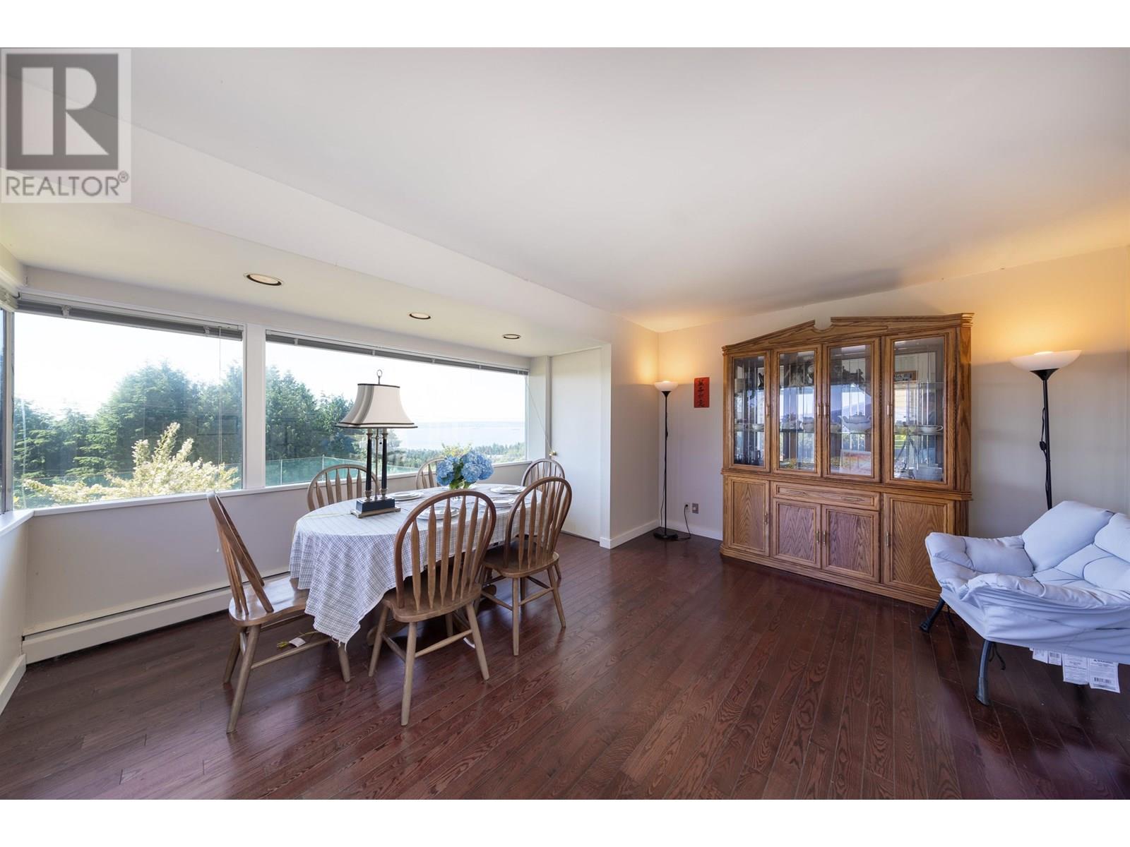 1028 Eyremount Drive, West Vancouver, British Columbia  V7S 2B3 - Photo 23 - R3022102