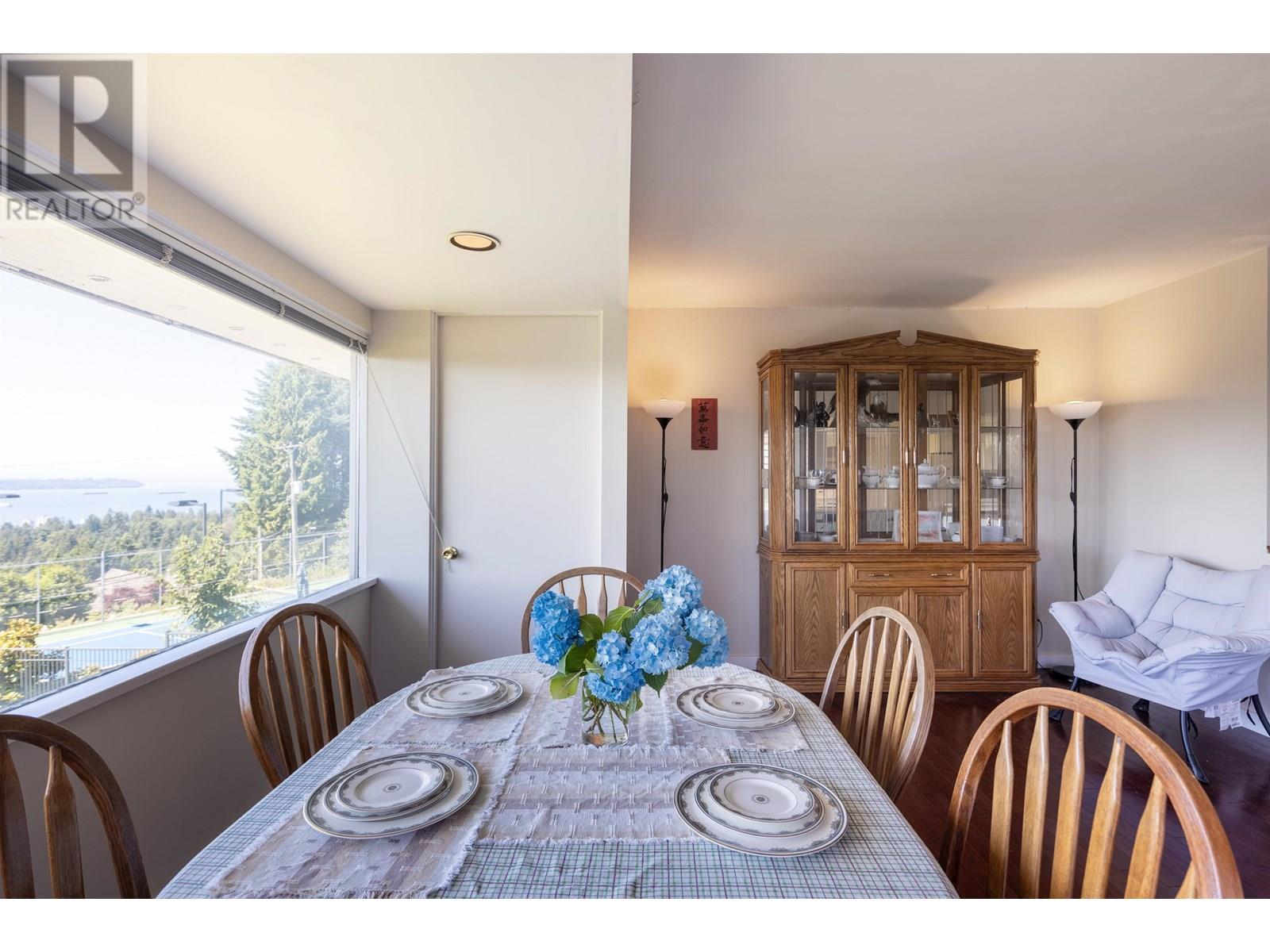1028 Eyremount Drive, West Vancouver, British Columbia  V7S 2B3 - Photo 25 - R3022102