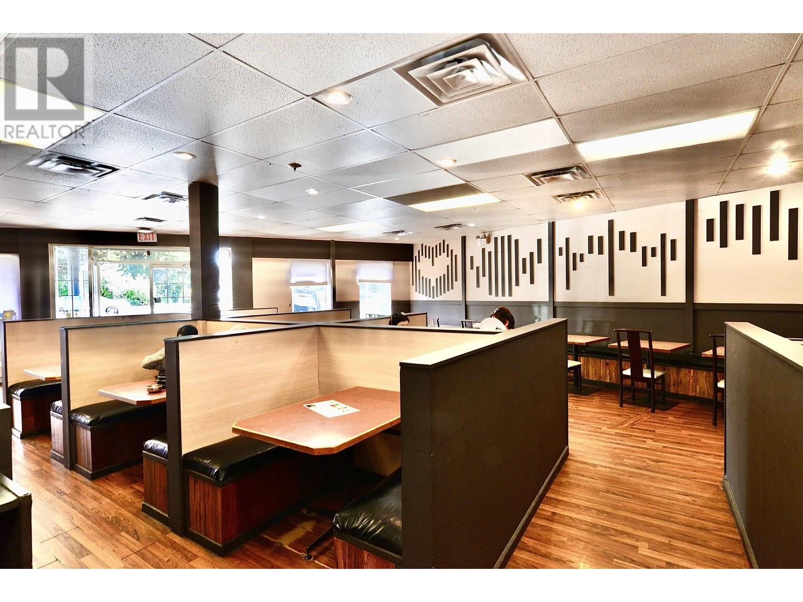 2579 LOUGHEED HIGHWAY, Port Coquitlam, British Columbia