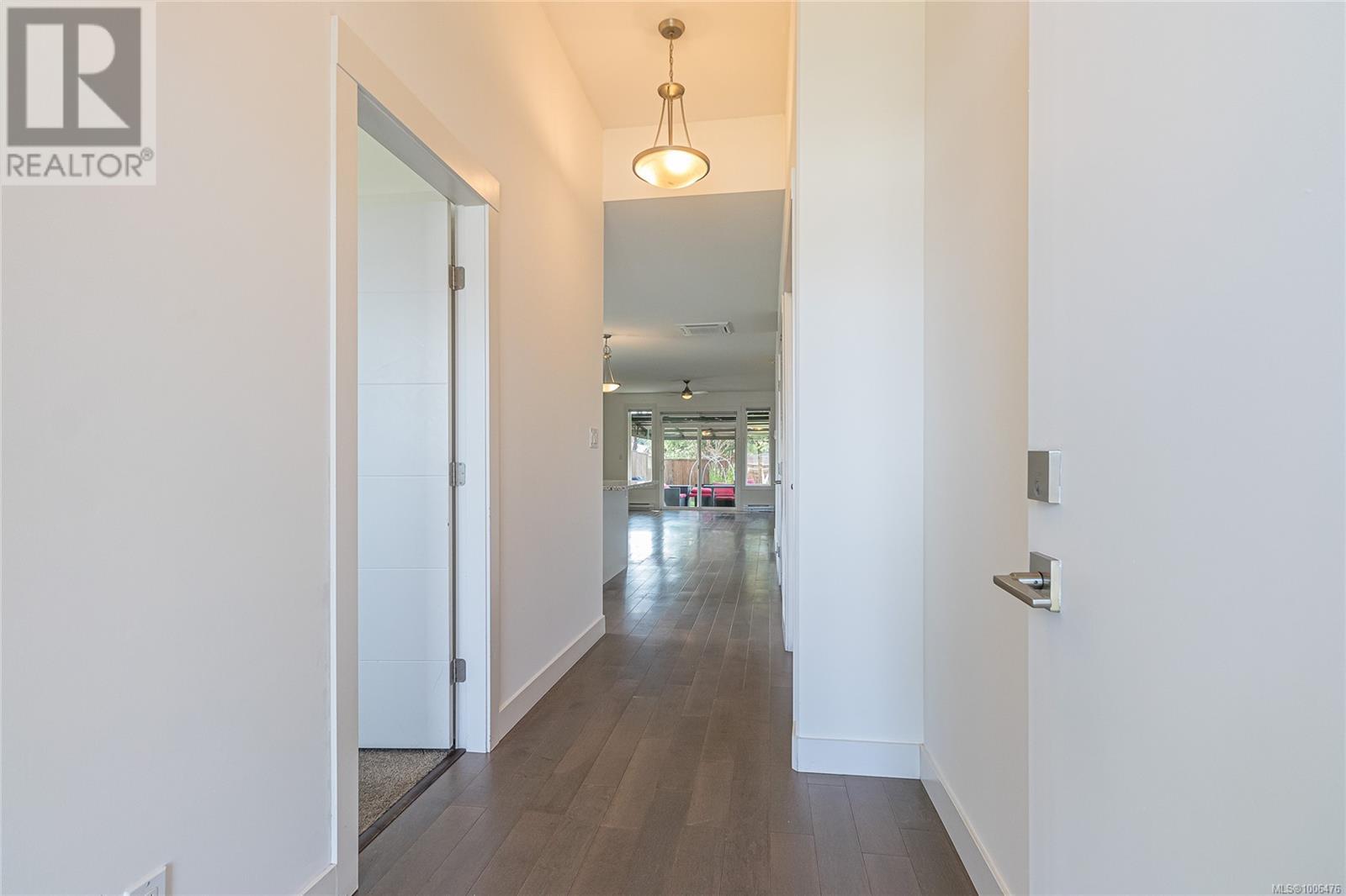 Property at 1724 Harambe Way image 4