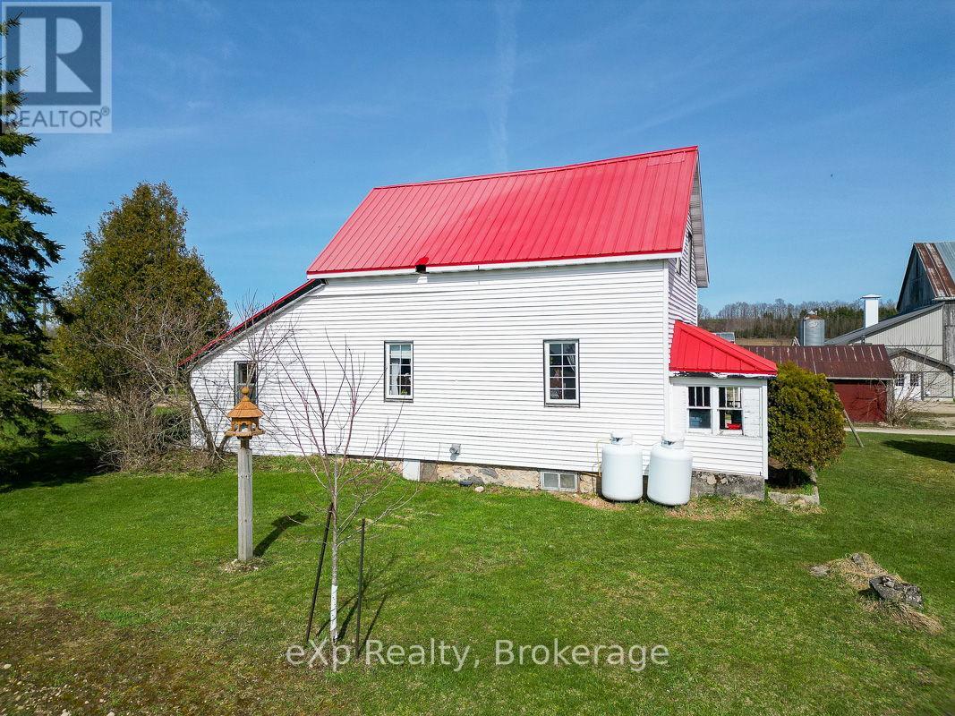 522357 Concession 12 Ndr, West Grey, Ontario  N0G 1S0 - Photo 18 - X12102310