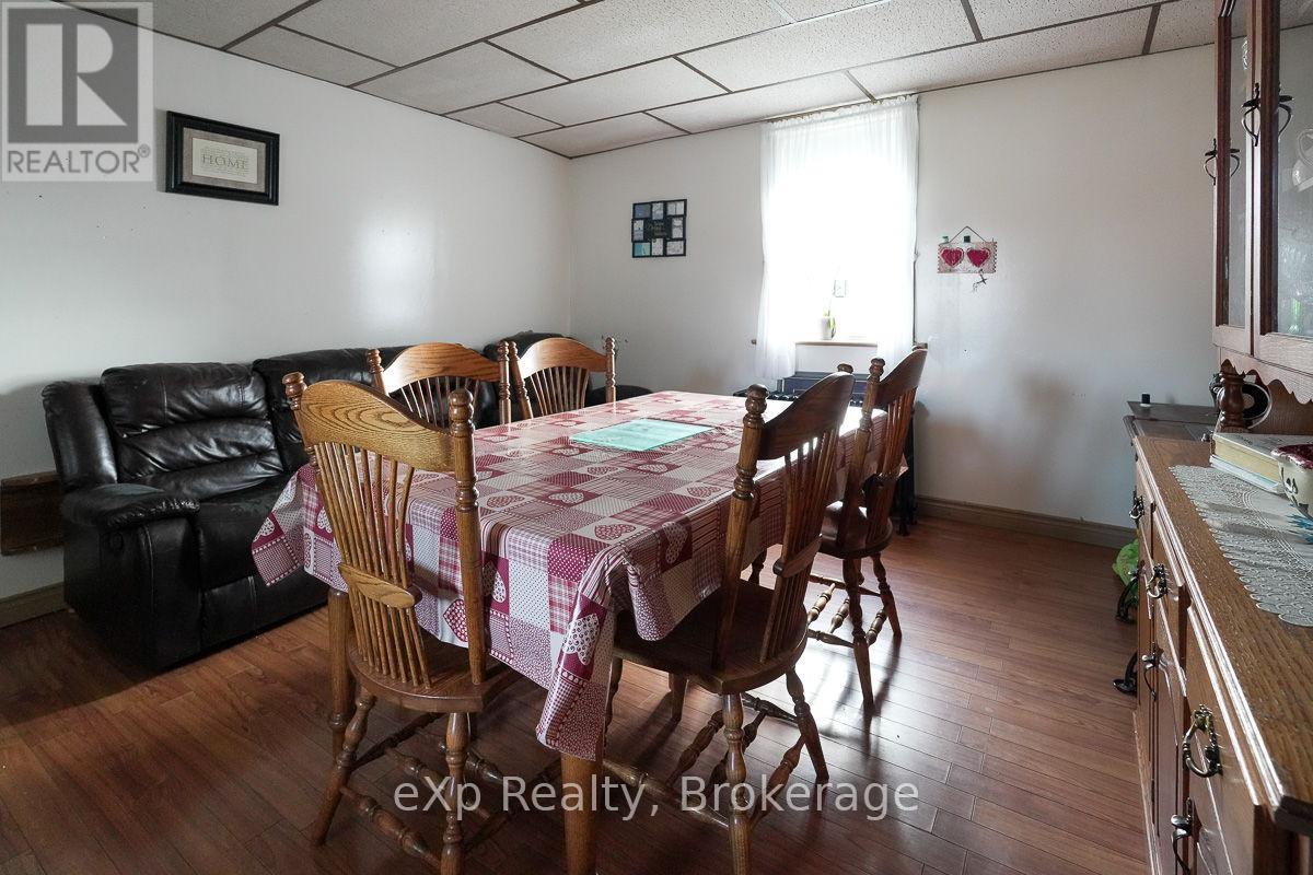 522357 Concession 12 Ndr, West Grey, Ontario  N0G 1S0 - Photo 22 - X12102310