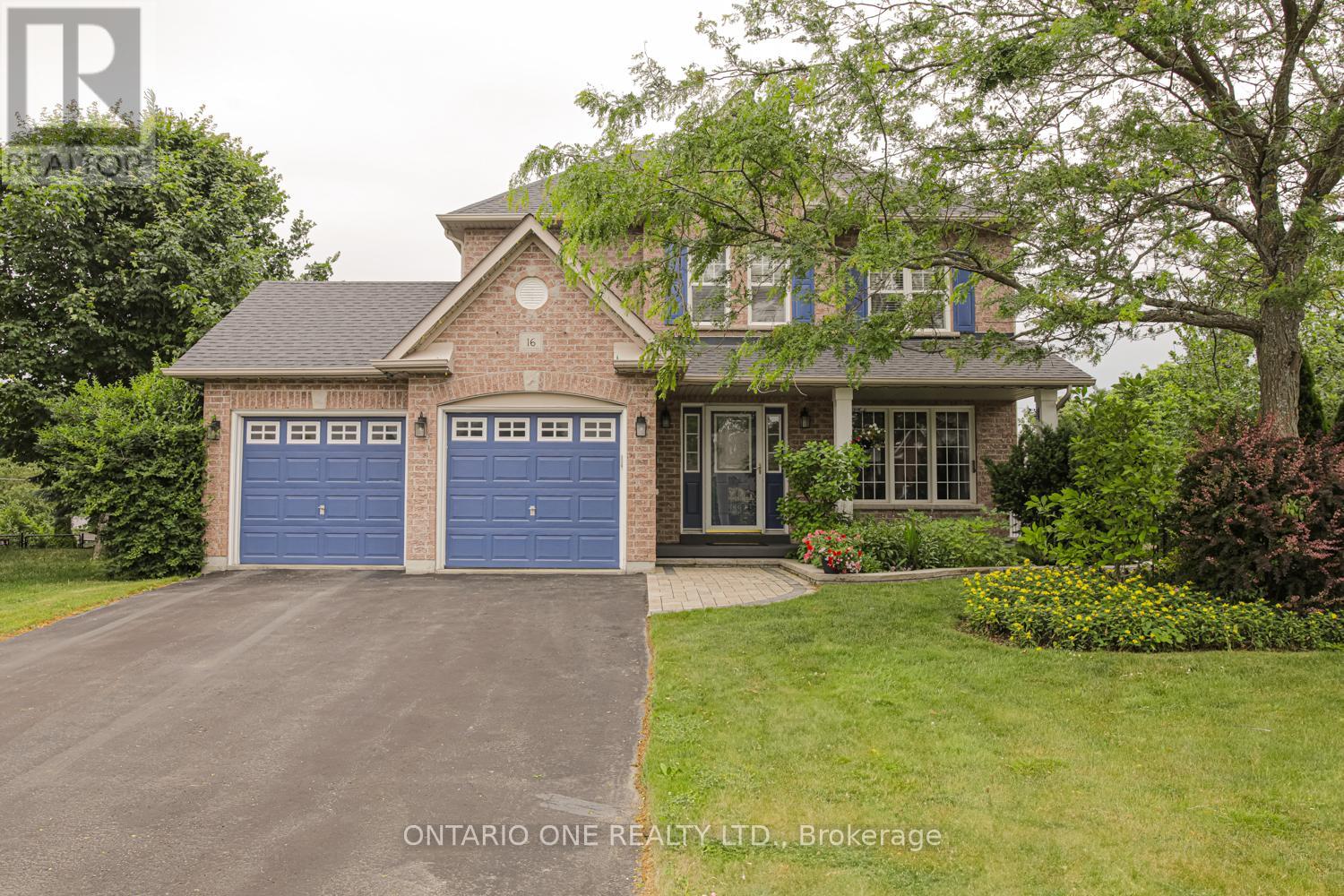 Property at 16 WOOD COURT image 2