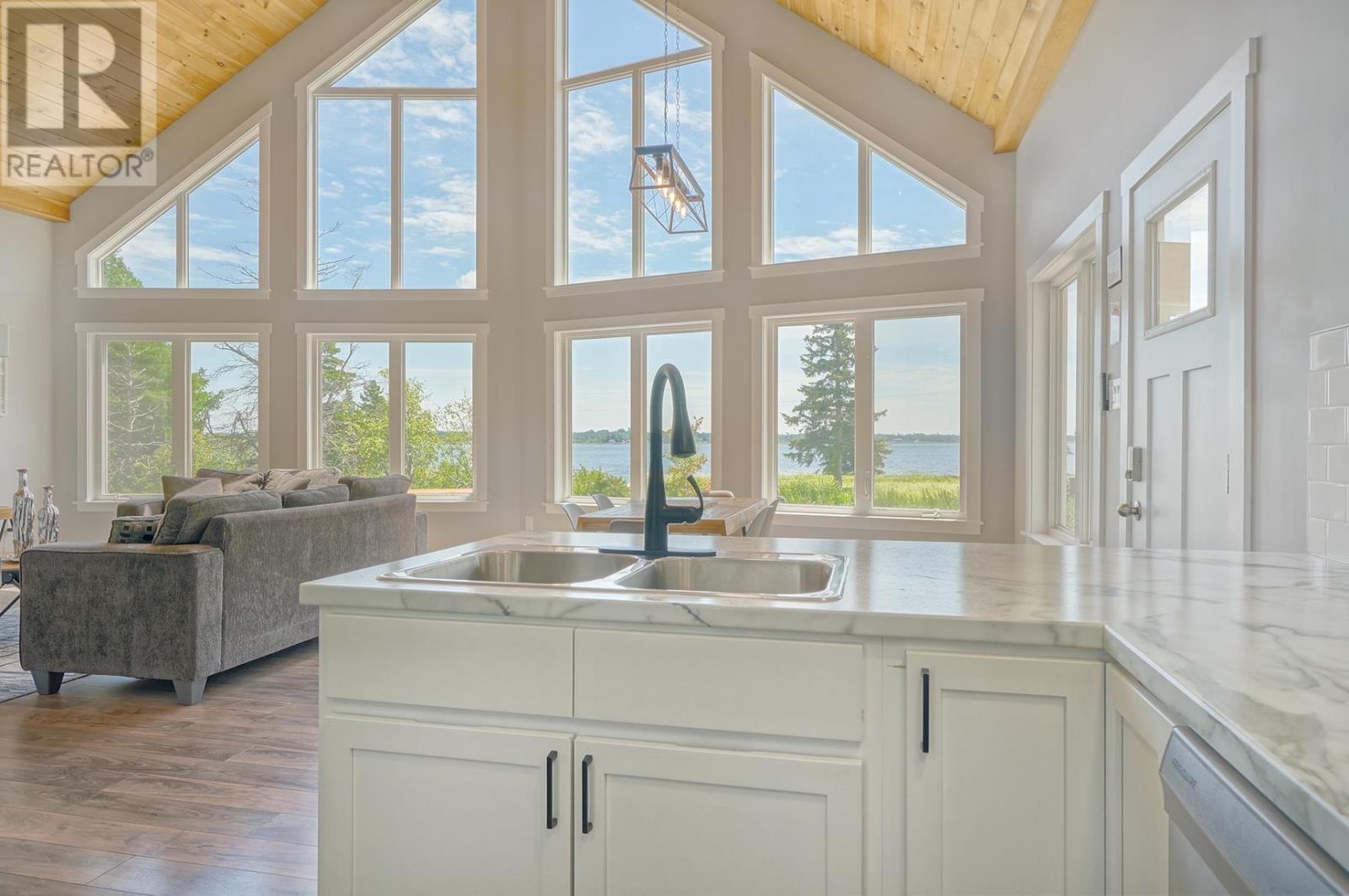 10 Quincy Adams Road, Grand River, Prince Edward Island  C0B 1Y0 - Photo 10 - 202516518