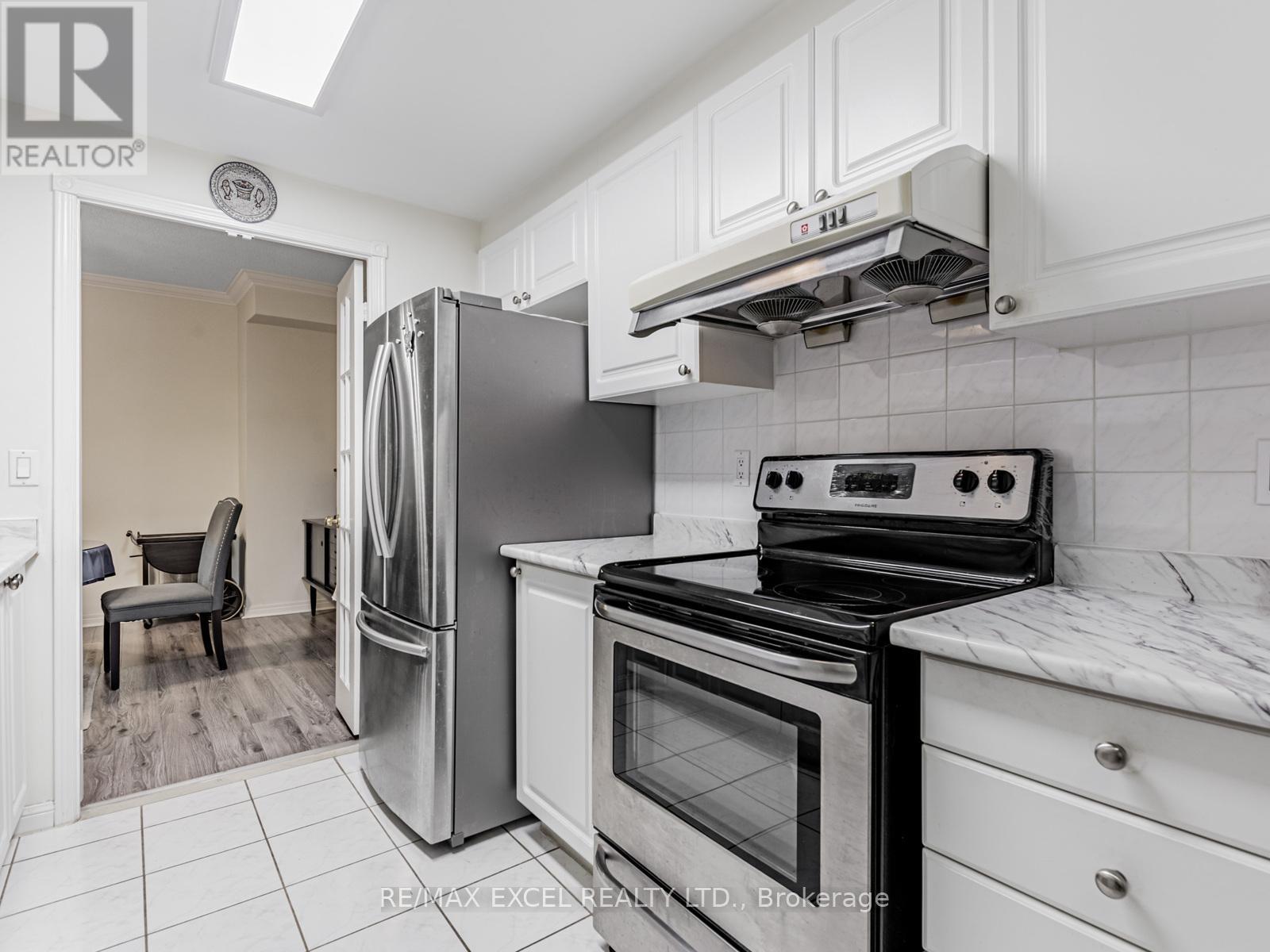 Property at 802 - 188 BONIS AVENUE image 4