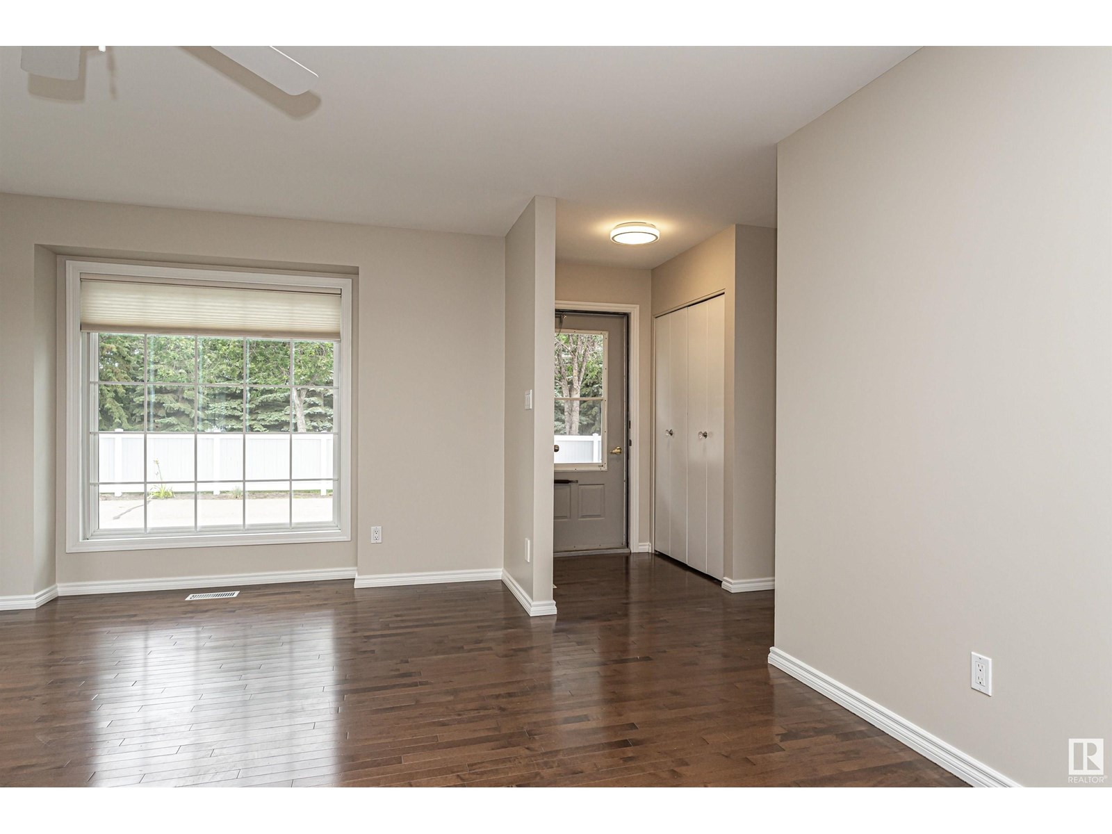 Property at 9120 GRANDIN RD image 3