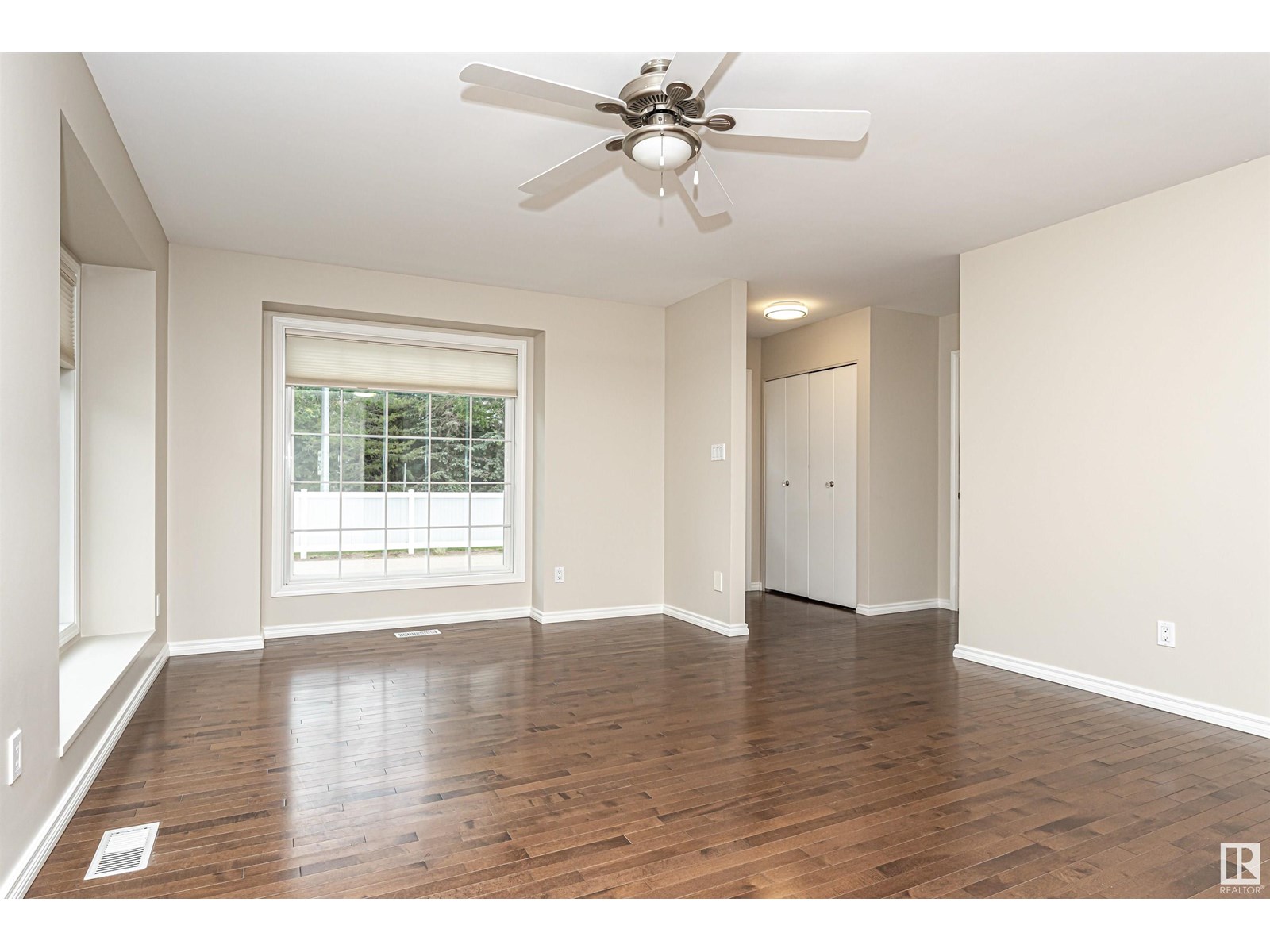Property at 9120 GRANDIN RD image 5